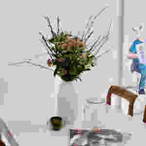 Saisonaler Schweizer Blumenstrauss