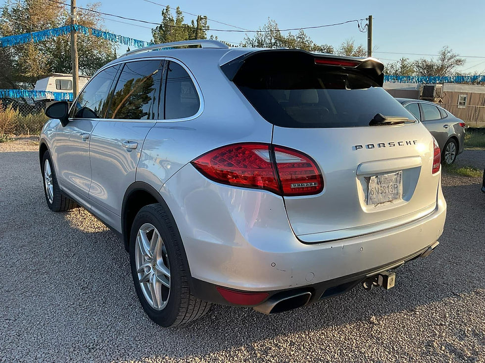 Thumbnail: 2011 Porsche Cayenne 