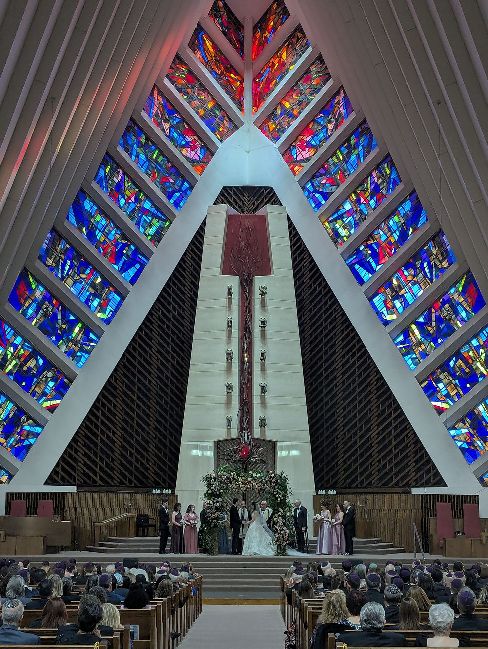 From Friendship to Soulmates: A Beautiful Jewish Wedding Celebration