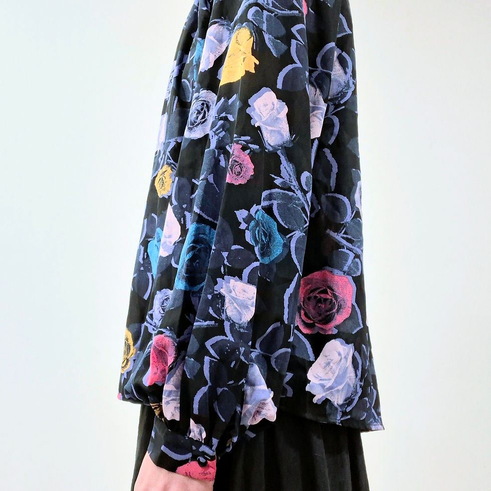 Thumbnail: Monki High-Neck Floral Blouse Size XS-S