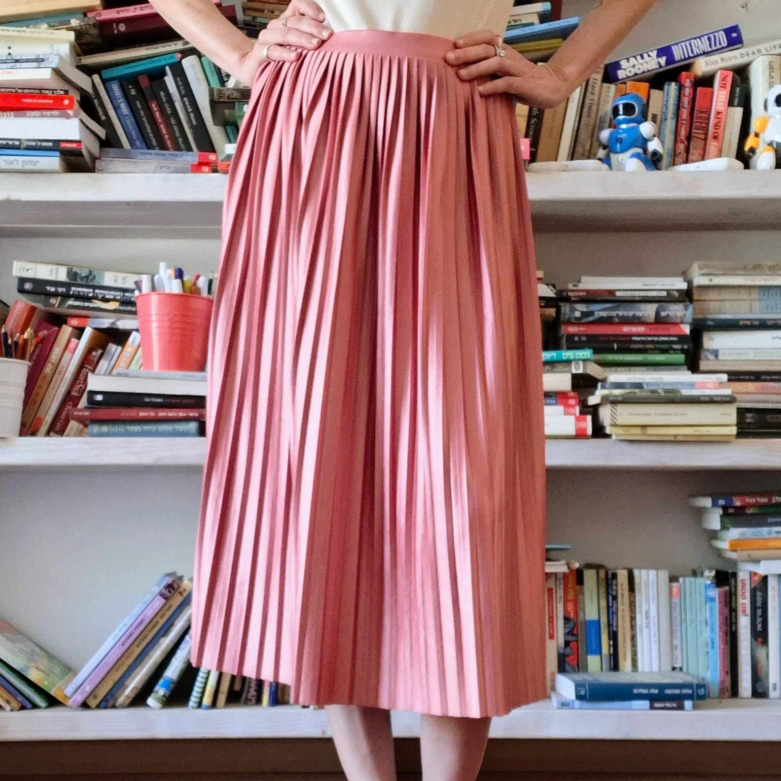 Topshop pleated skirt size 36