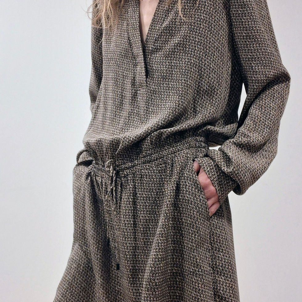 Thumbnail: Vince Printed Silk Drawstring-Waist Dress Size M