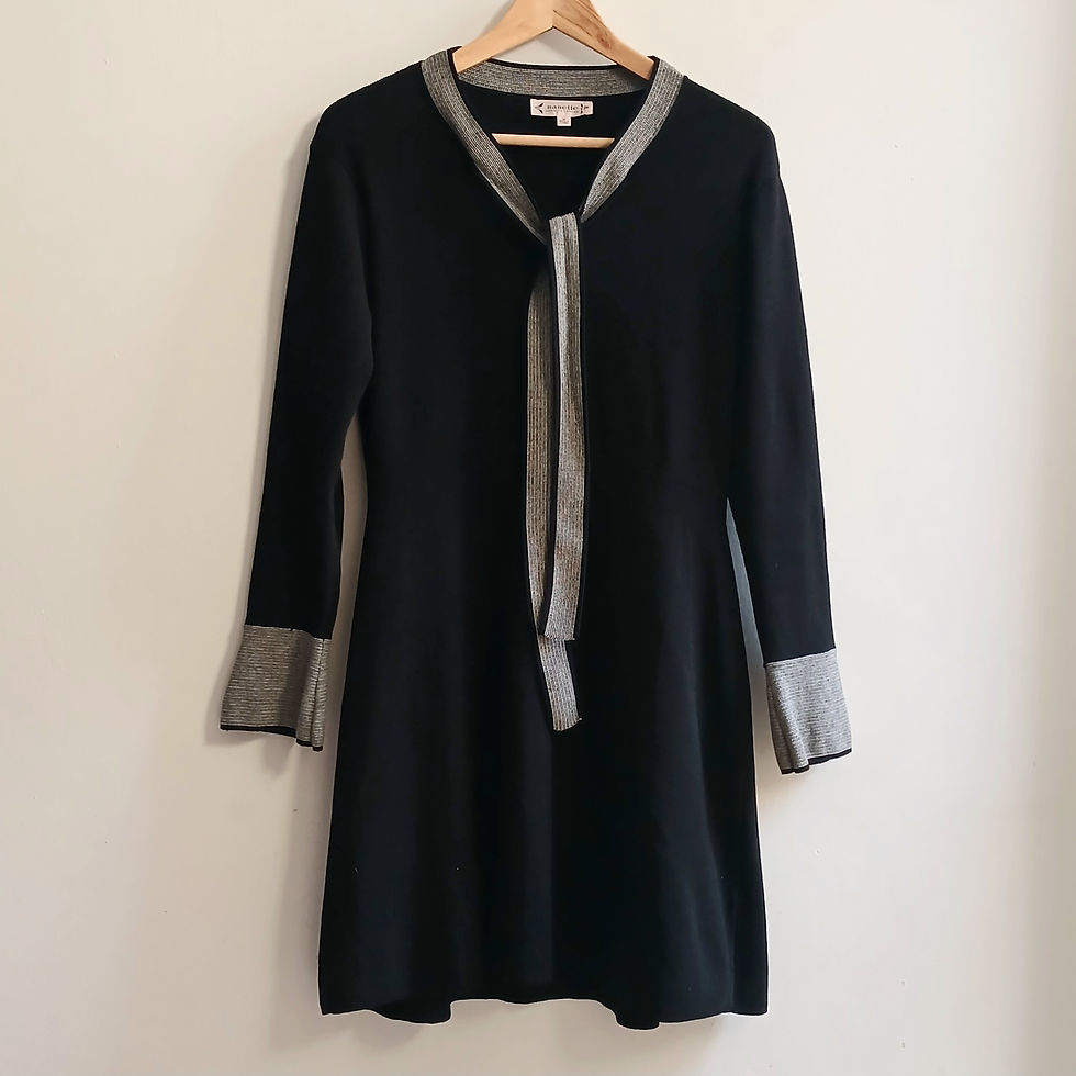 Thumbnail: Nanette Leopre Tie-Neck Knit Dress Size M