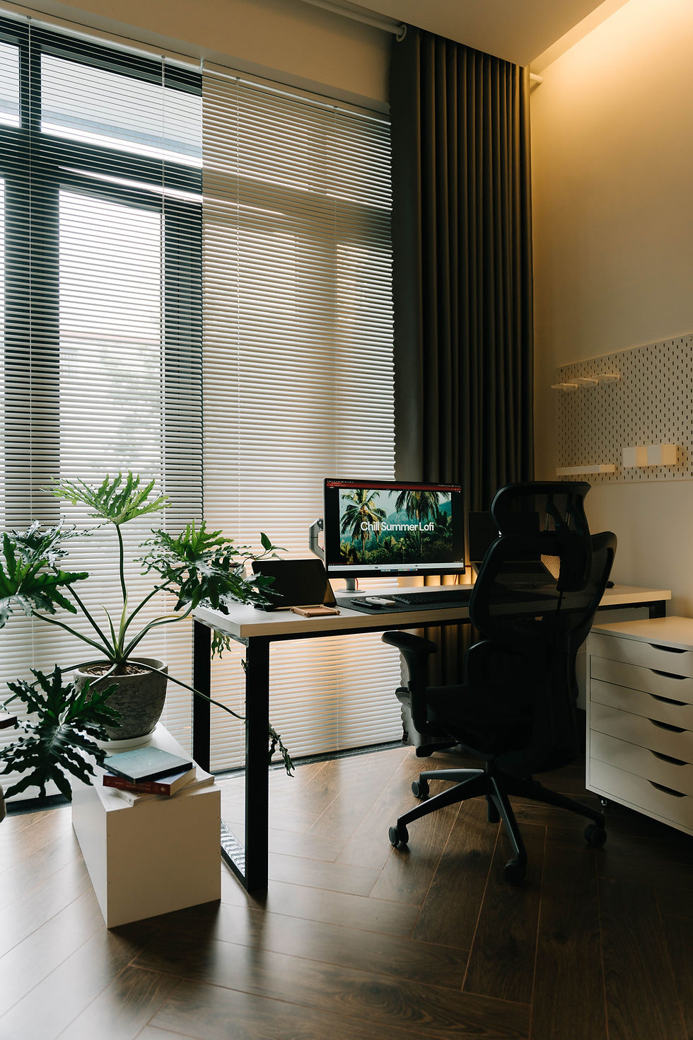 Home Office 2.0: Refreshing Your Space After Years of Remote Work
