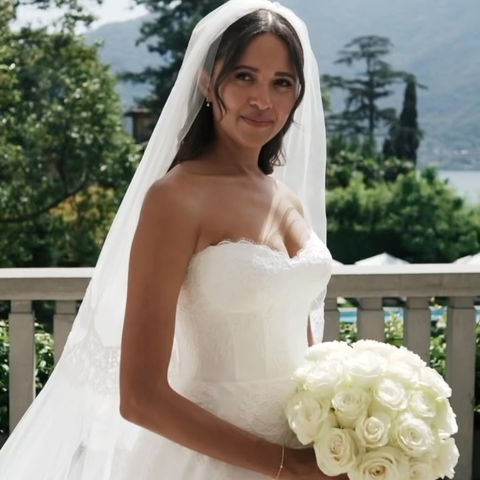 Destination vs. Traditional Wedding Costs Comparison