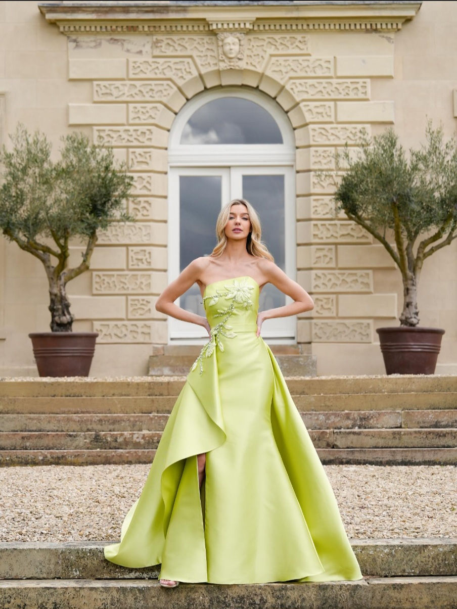 Seasonal Styled Shoots in Historic Country Houses - The Location House