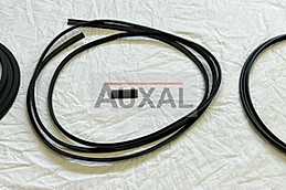 Joint enjoliveur pare brise R5 Super 5 Renault 5 GT Turbo 7700778789 7700778786