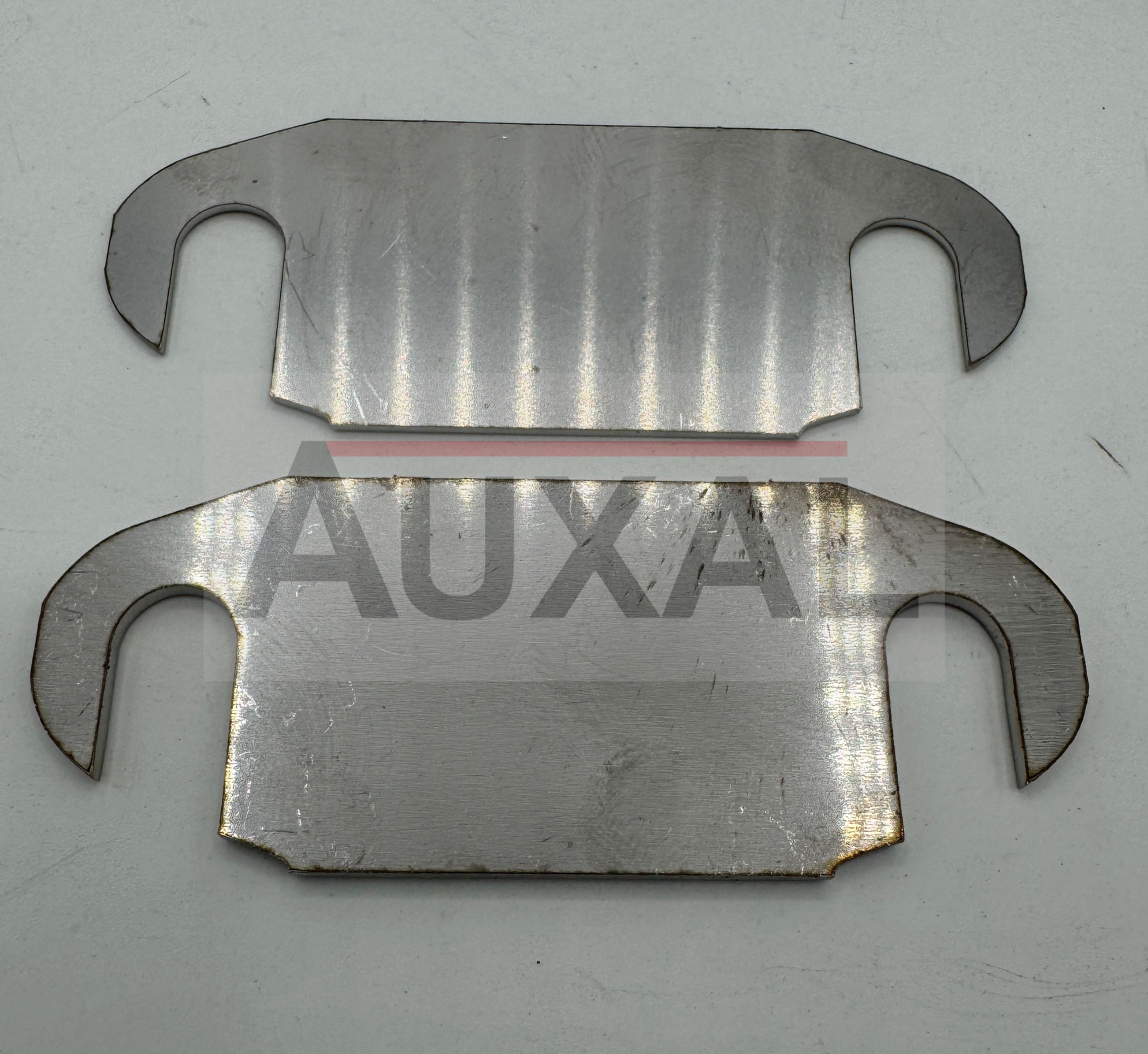 Cales reglage gache coffre R5 7700533145