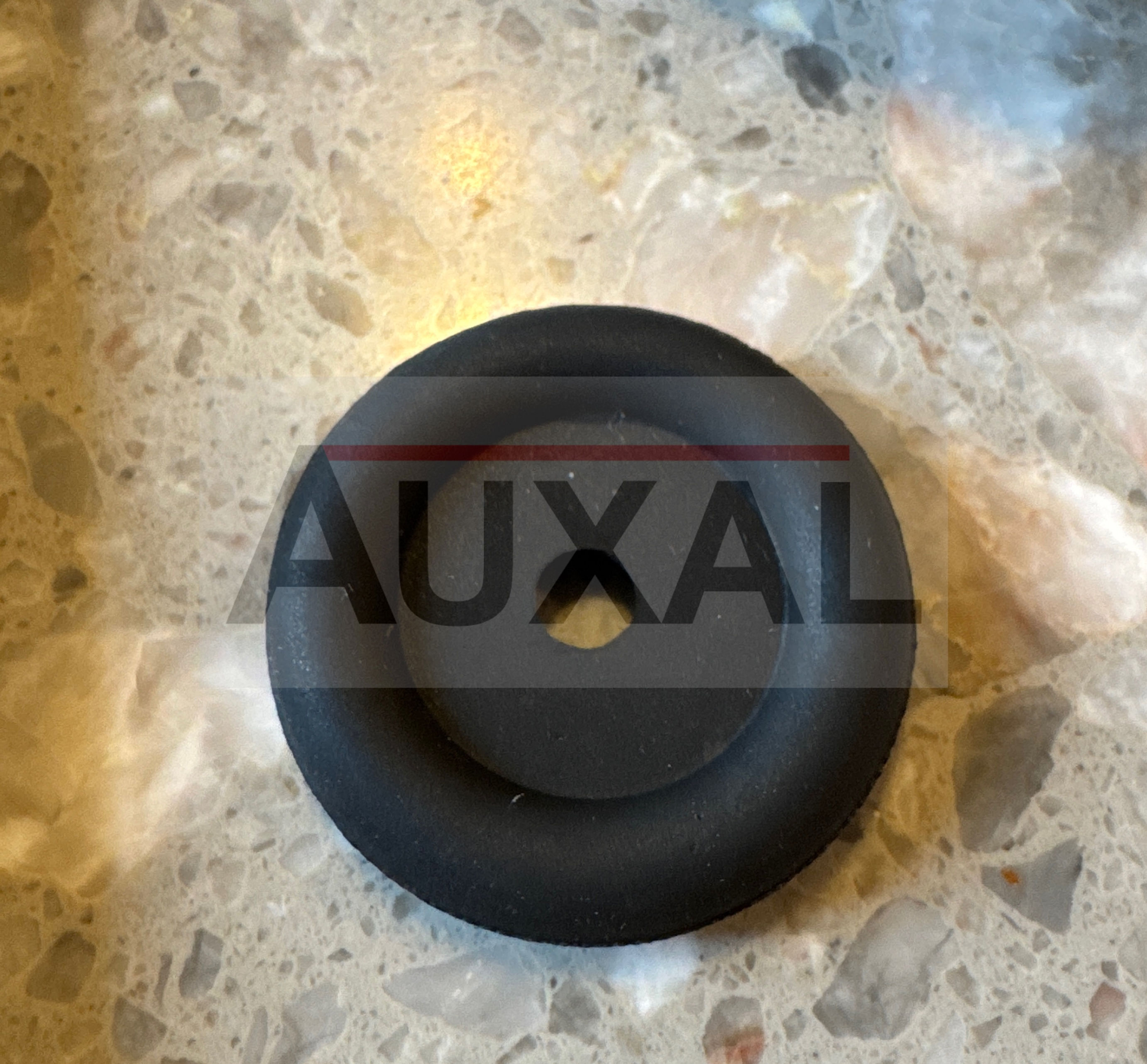 Passe fil cuvelage phare Renault 5 R5 7703073037