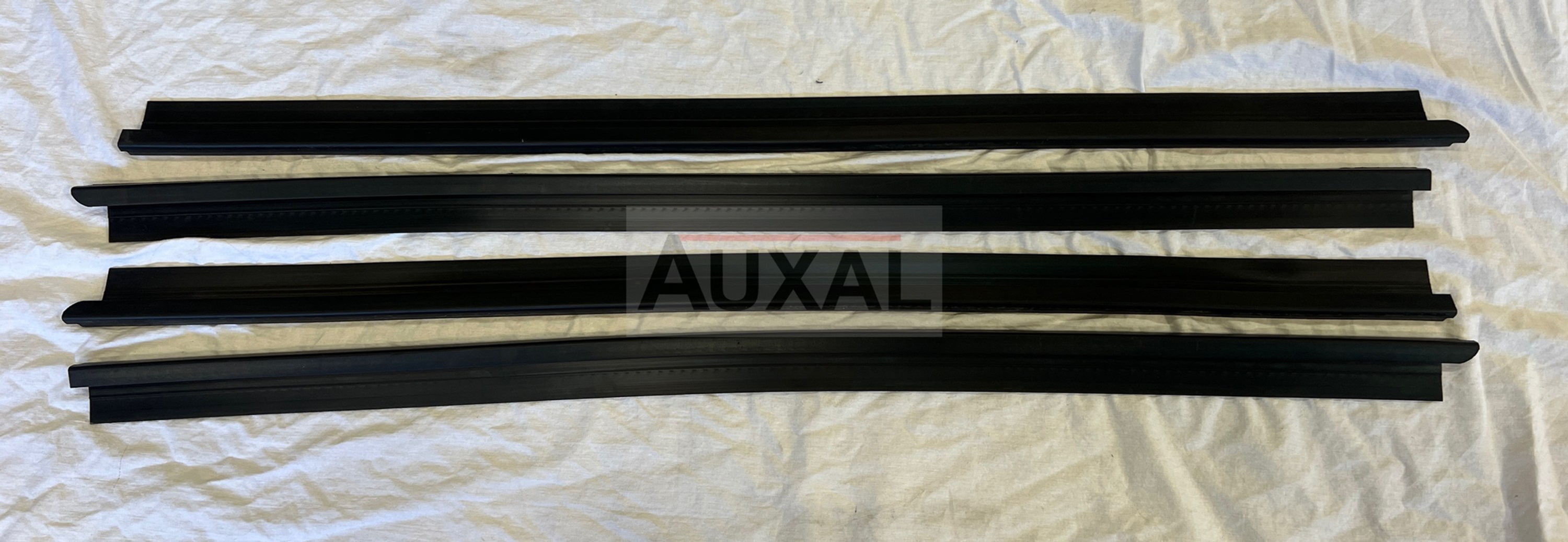 Joint lecheur racleur vitre porte 205 GTI 9309.73 930973 931072 9310.72 scraper