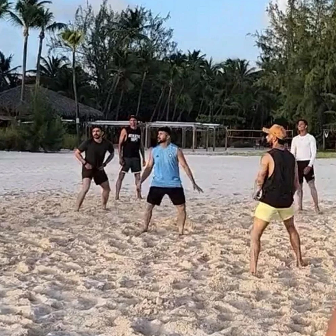 India Team Plays Beach Volleyball in WI