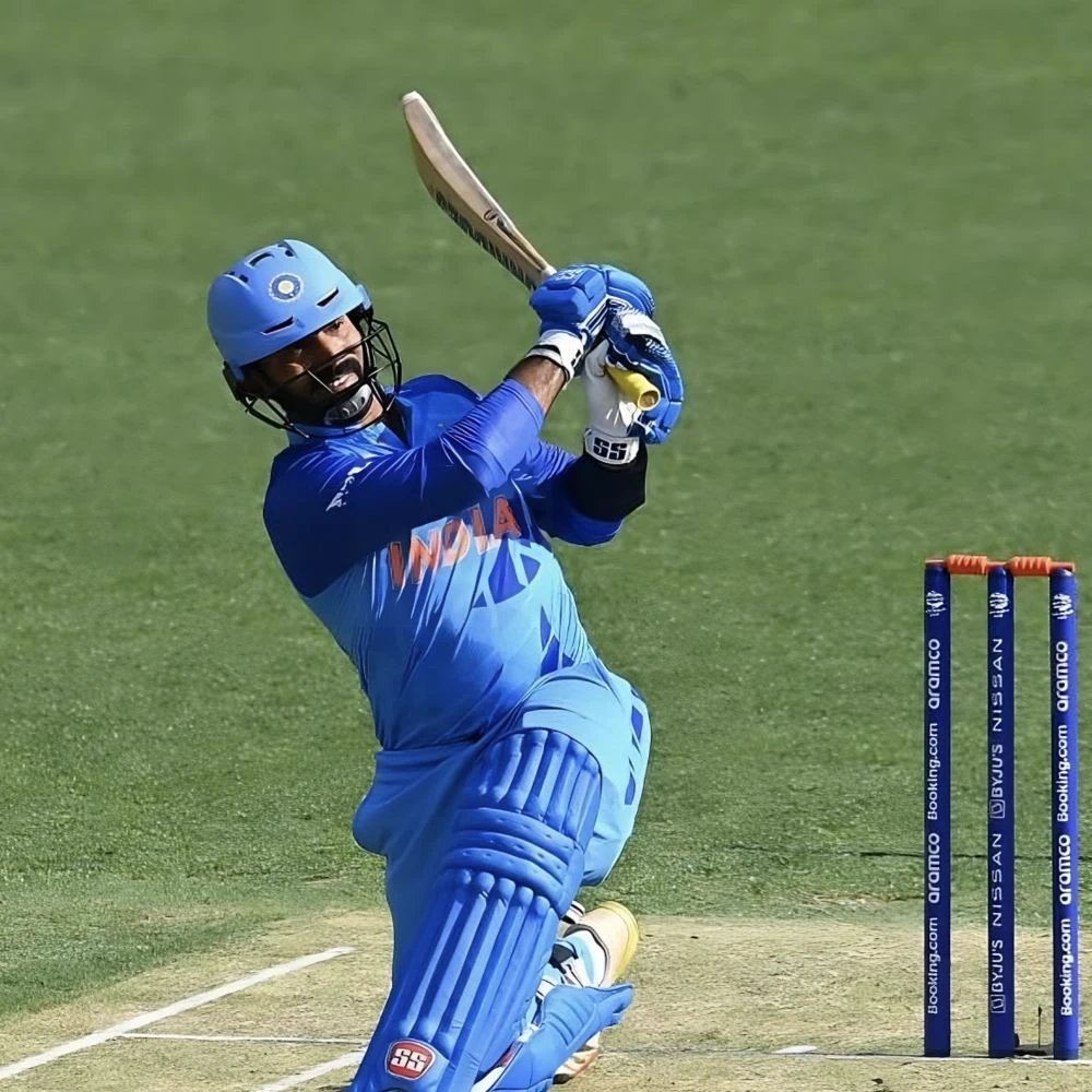 MS Dhoni Gets Emotional, Embraces Daughter Ziva JW7Today