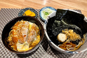 日替わりランチ_かつ丼とうどん.jpg