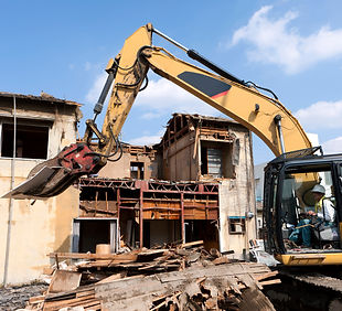 有限会社名雪重機のアパート等の解体工事