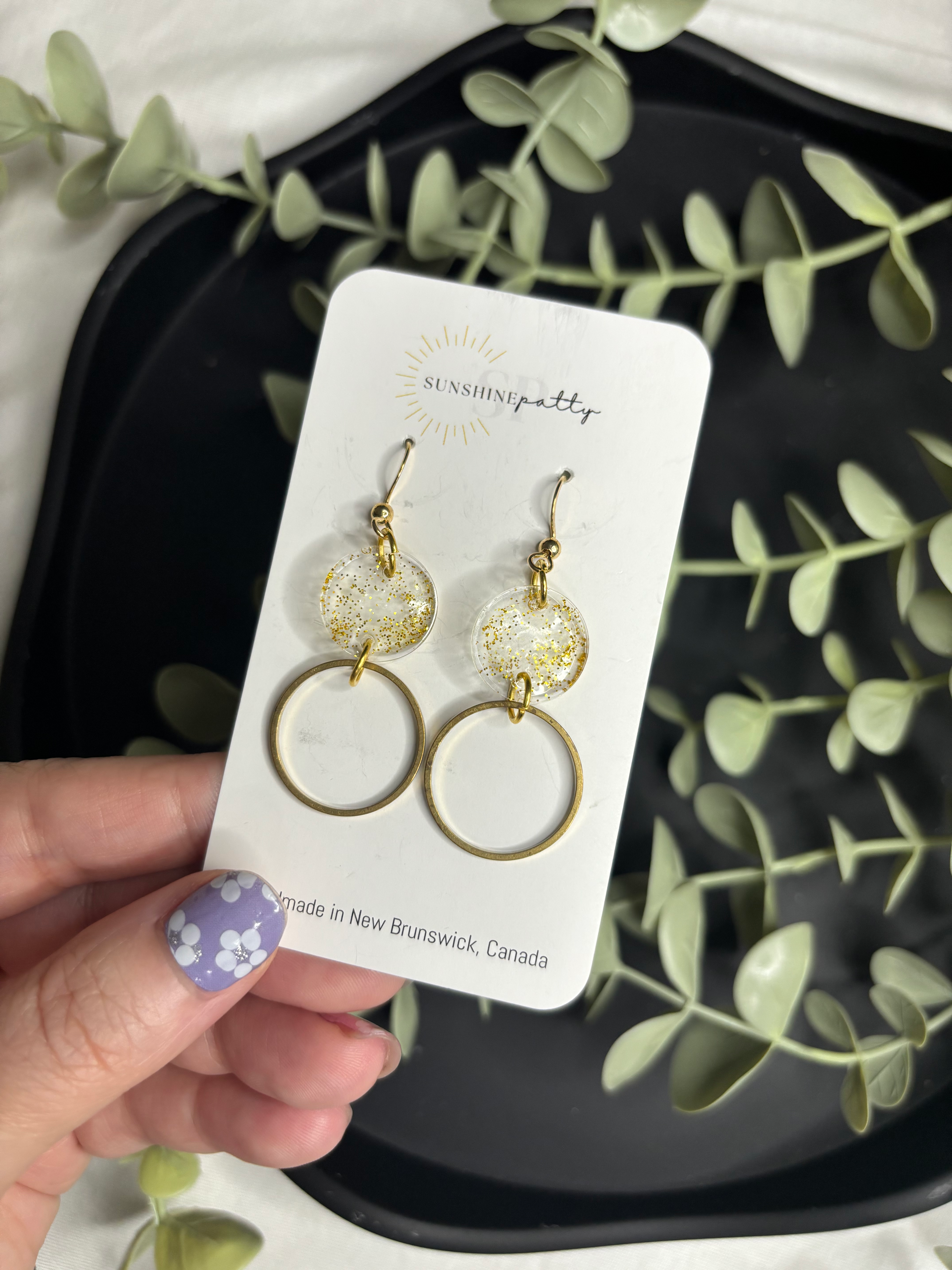 Ava | Gold Glitter Resin