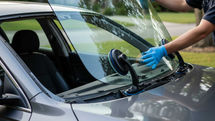 image of auto windshield installation