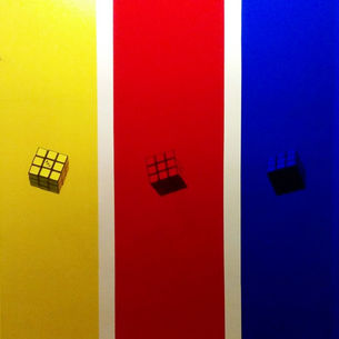 Erasing colors in Rubik's cubes using lighting filters