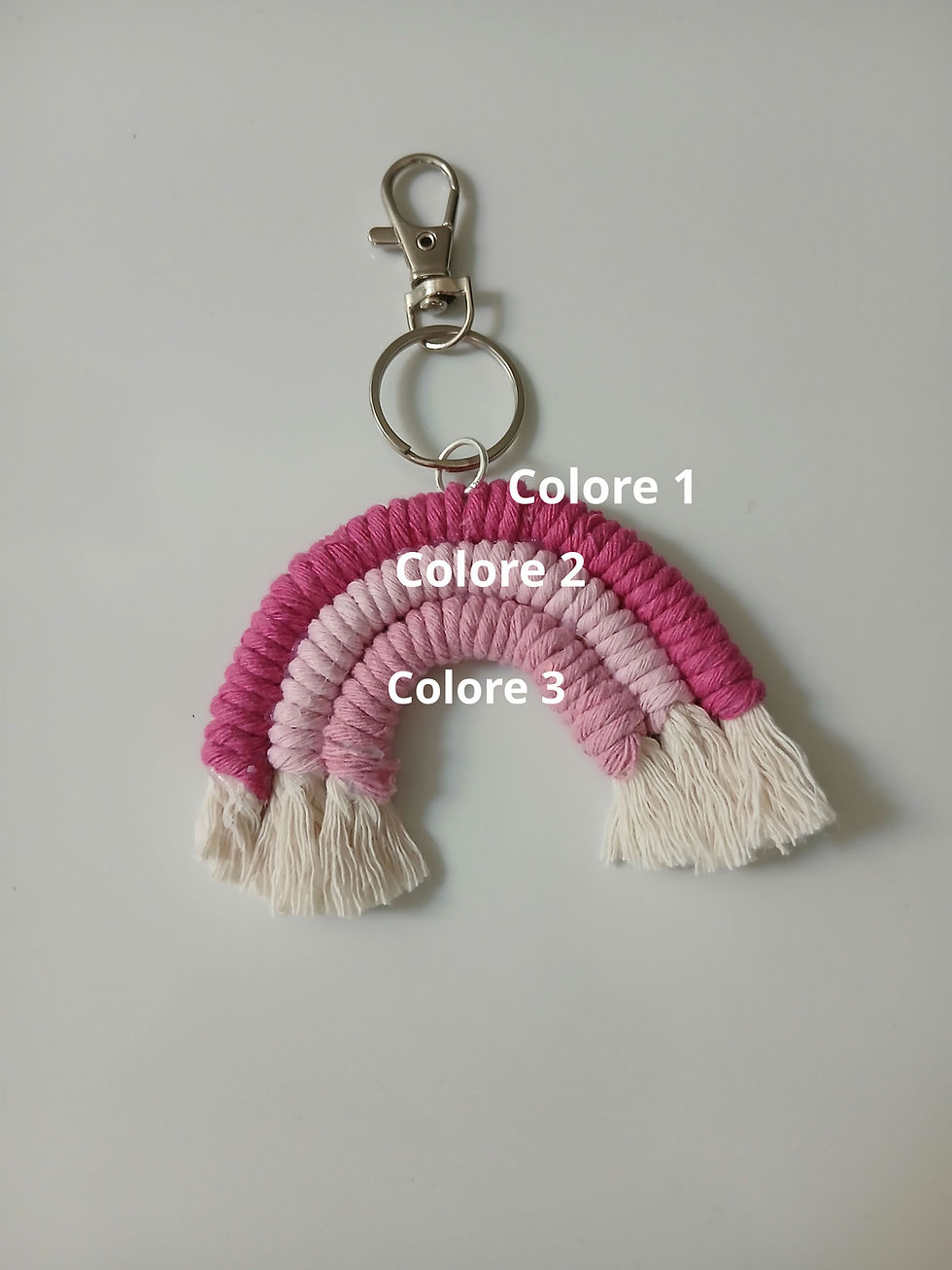 Miniatura: Portachiavi a forma di arcobaleno per un ricercata ed utile bomboniera da regalare per nascita, battesimo, baby shower, comun