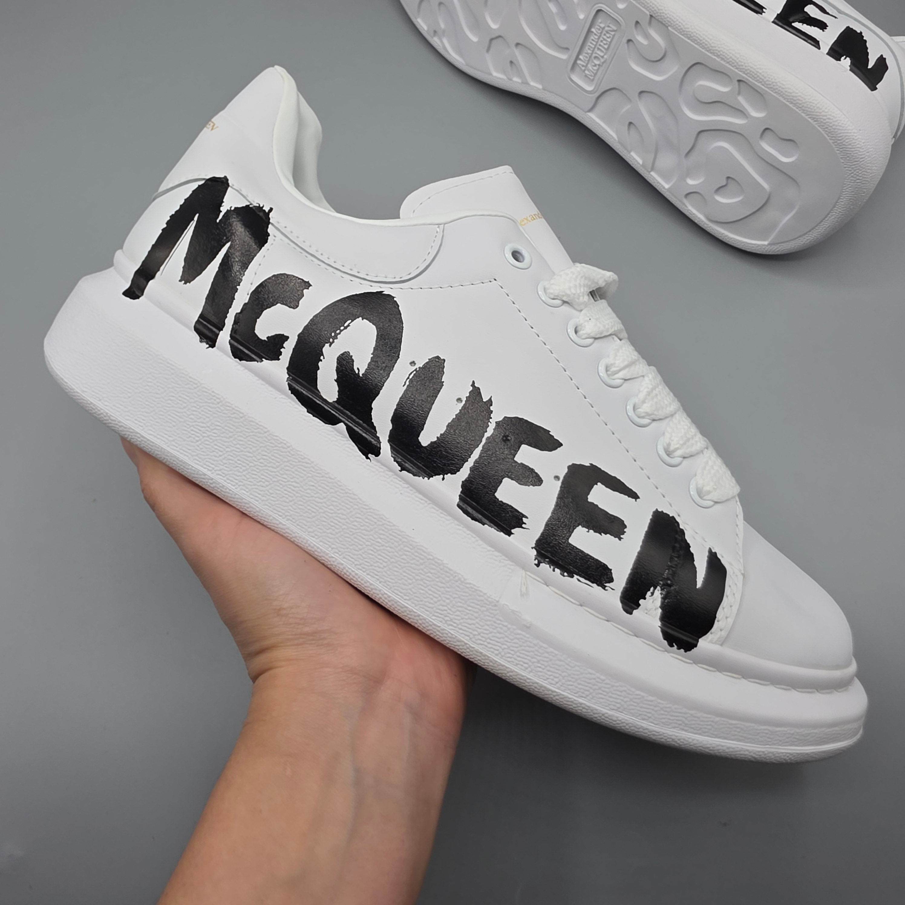 ALEXANDER MCQUEEN BLANCO GRAFITI