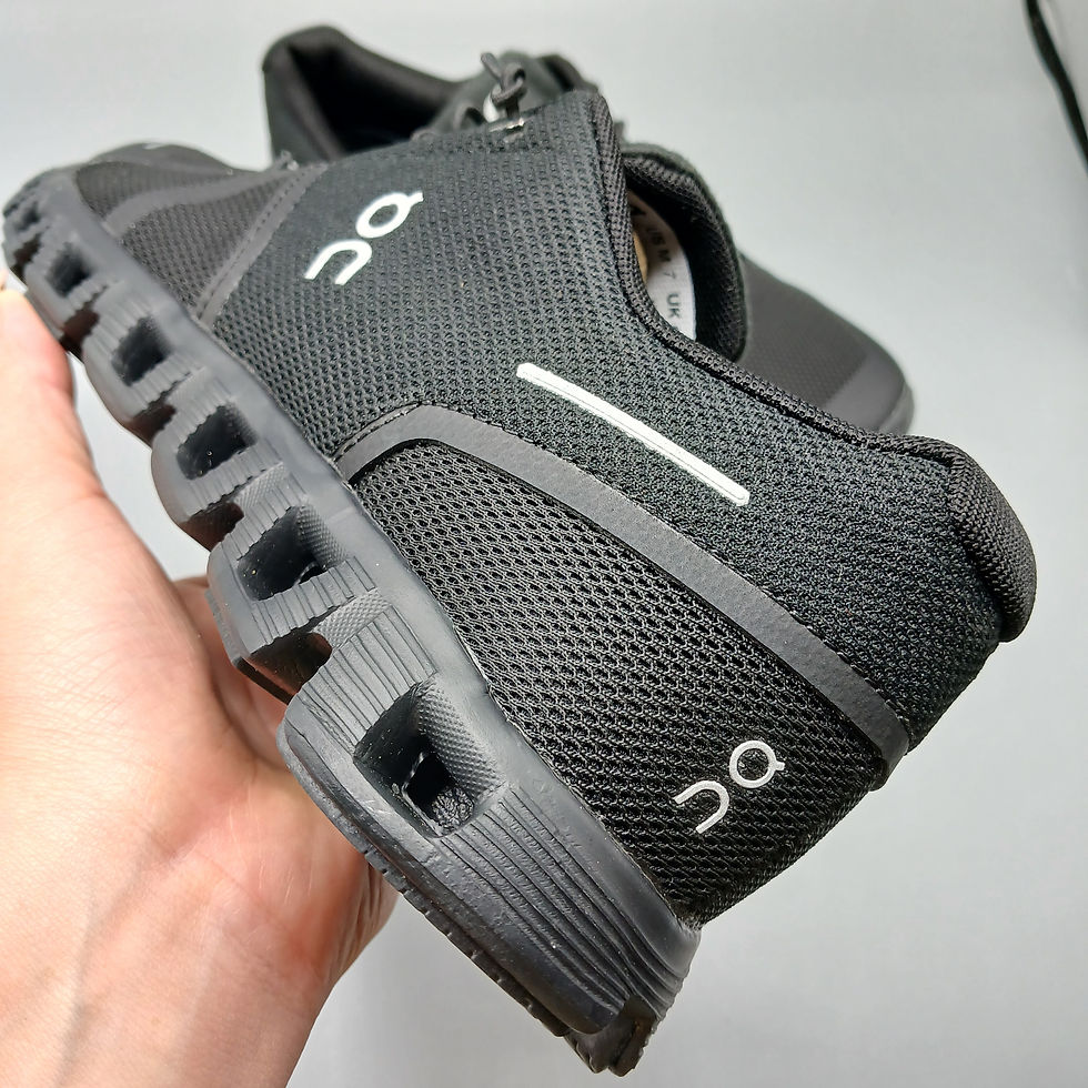 Miniatura: ON CLOUD 5 TRIPLE BLACK