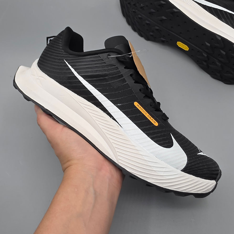 Miniatura: NIKE TRAIL NEGRO BLANCO