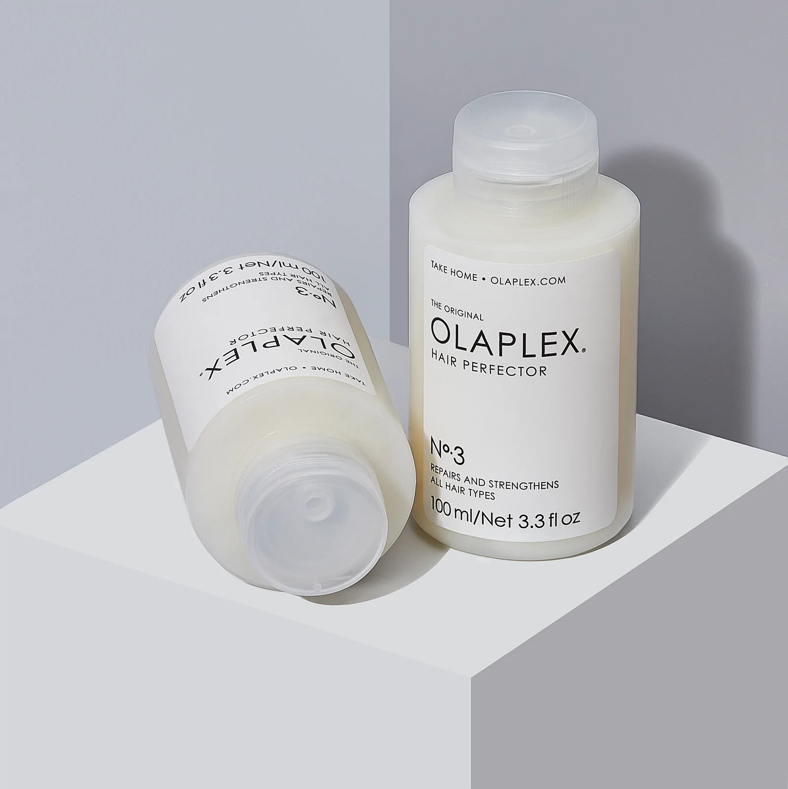 Olaplex_No.3_pedestal_1600x.webp