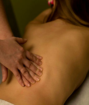 Massagem nas costas