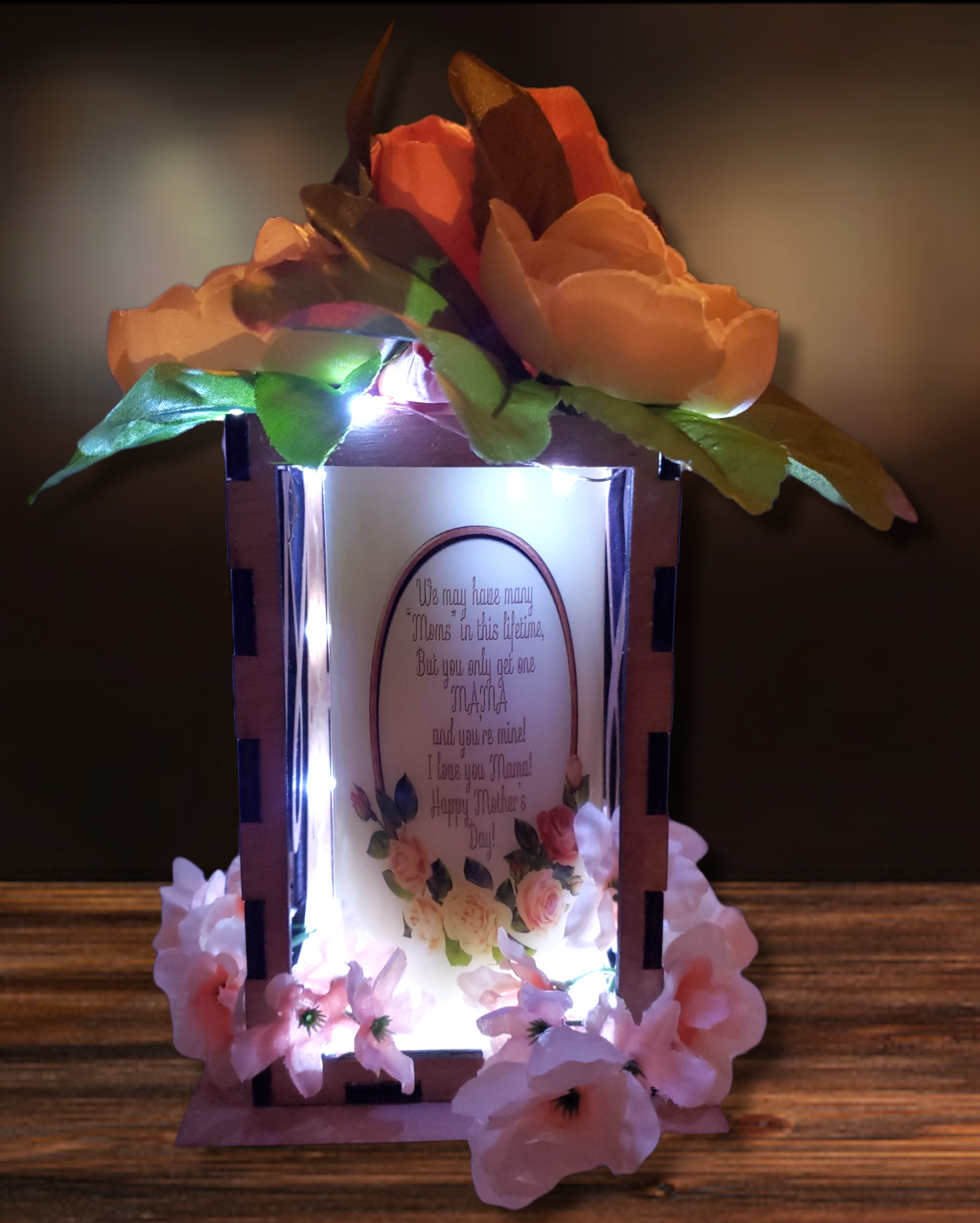 "MOM" Candle Cage