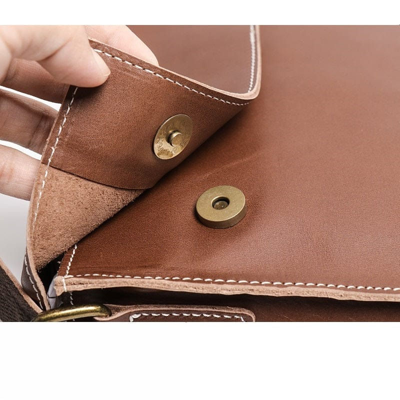 Thumbnail: Men Vintage Leather Bag