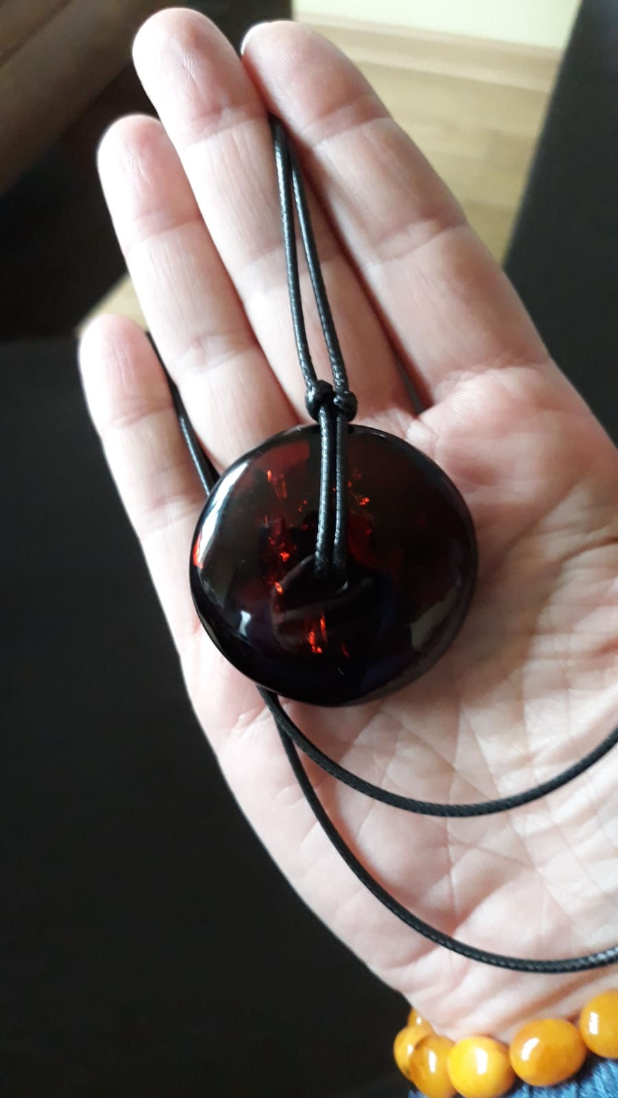 Thumbnail: Pendant PARAMU