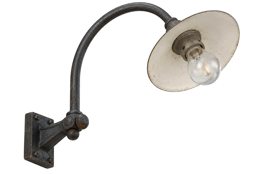 Gusseiserne Lampe_edited.png