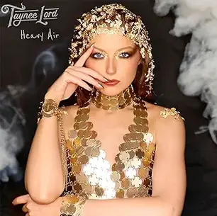 SINGLE REVIEW: TAYNEE LORD - HEAVY AIR
