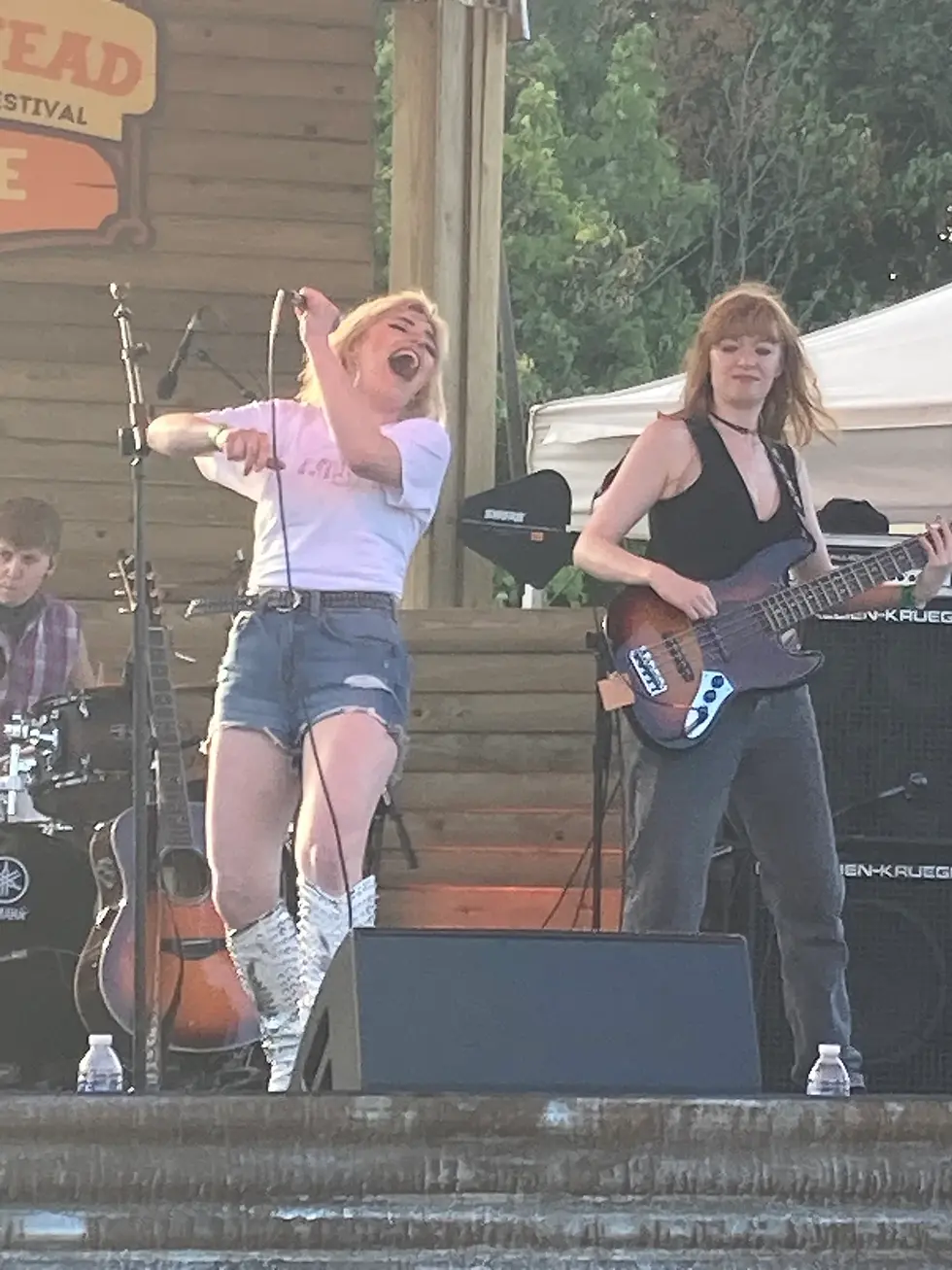 LIVE FESTIVAL REVIEW: COUNTRY CALLING: HOMESTEAD STAGE - GINA LARNER