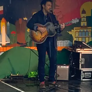 FESTIVAL REVIEW: THE LONG ROAD 2024 - ANDREW COMBS - THE SHOWGROUND STAGE