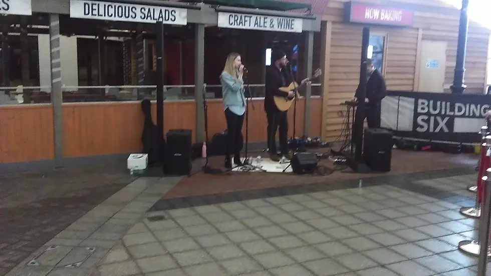 LIVE REVIEW: C2C 2018: THE BUSKING STAGE:  O&O, DAYS ARE DONE, FAYRE
