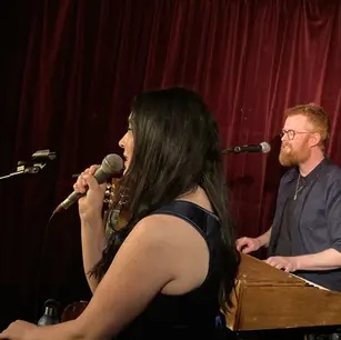 LIVE REVIEW: EMILY MAE WINTERS WITH JACOB STONEY - THE GREEN NOTE - LONDON