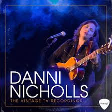 LIVE REVIEW: DANNI NICHOLLS, ROB CORCORAN - ST PANCRAS OLD CHURCH
