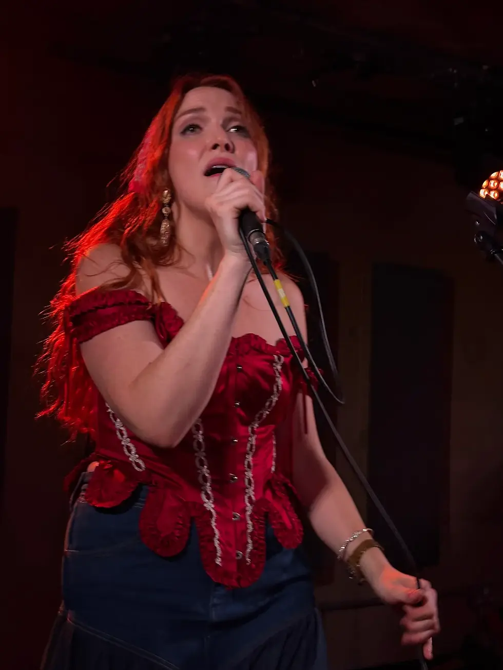 LIVE REVIEW: CAYLEE HAMMACK / RILEY - THE LOWER THIRD