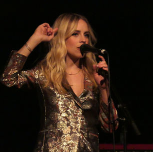 LIVE REVIEW: CMT NEXT WOMEN OF  COUNTRY - CASSADEE POPE, TWINNIE, LOGAN BRILL - O2 ACADEMY ISLINGTON