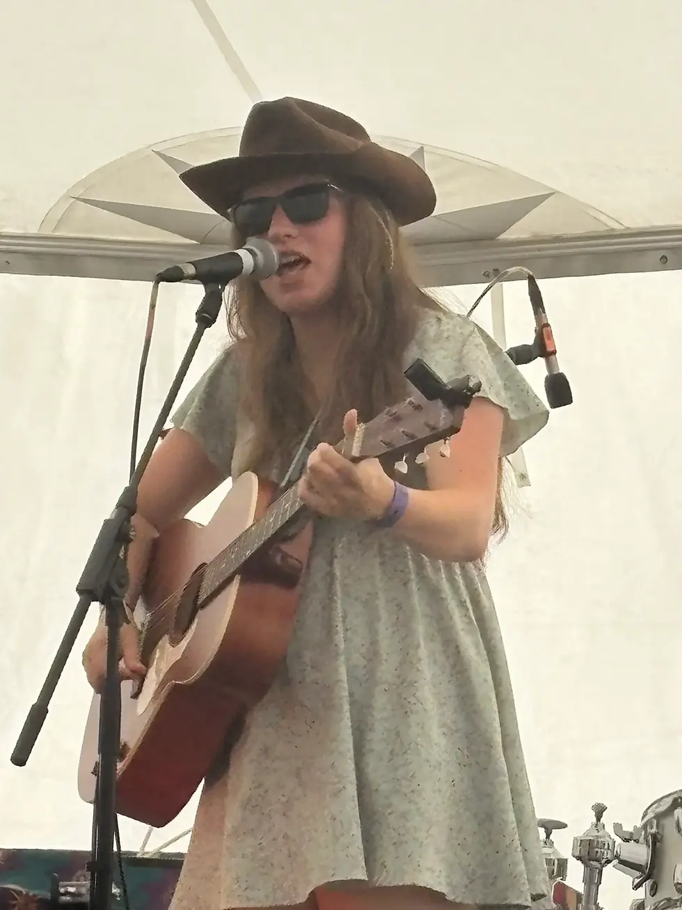 LIVE REVIEW: COUNTRY CALLING 2026 - CAFFE NERO STAGE - SUSANNAH CLEGG