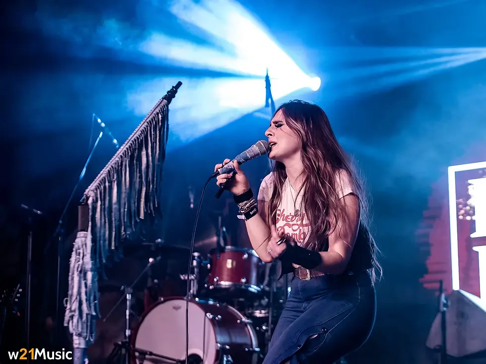 LIVE REVIEW: BUCKLE & BOOTS 2023: THE MAIN STAGE - KATY HURT