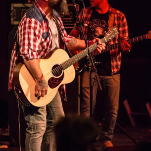 LIVE REVIEW: BUCKLE & BOOTS 2017 DAY 1 - SOUTHERN COMPANION, SONIA LEIGH, JENN BOSTIC, OUTLANDER, KRIS BARRAS BAND