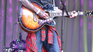 Country On The Coast Day 2 - Phoenix Morby