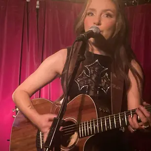 LIVE REVIEW: NEEVE ZAHRA - ROISIN O'HAGAN - THE GREEN NOTE BASEMENT - CAMDEN TOWN