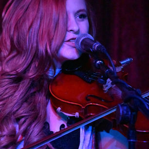 LIVE REVIEW: DEVON MAYSON TRIO WITH EMILY FAYE, JADE HELLIWELL & JEANNINE BARRY IN THE ROUND - THE ISLINGTON