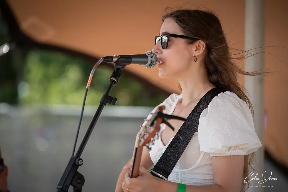 LIVE FESTIVAL REVIEW: COUNTRY CALLING: ESSEX HITS VIP STAGE - MADDIE JANE WARREN
