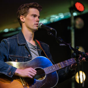 LIVE REVIEW: BUCKLE & BOOTS 2021 - THE PADDOCK STAGE - JOE MARTIN