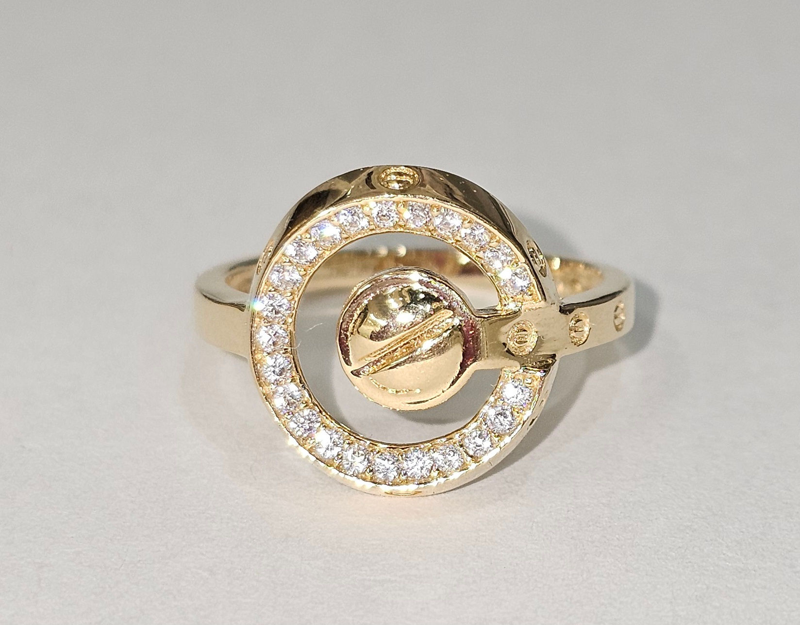 Anillo hermoso 14k 
