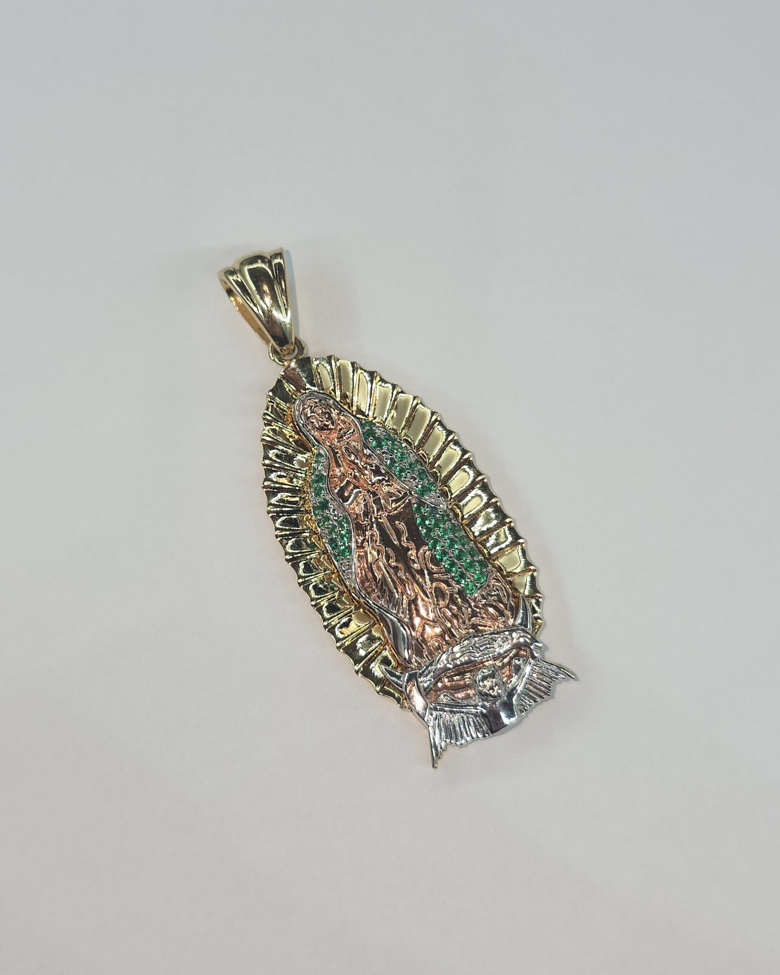 Dije de virgen en 14k
