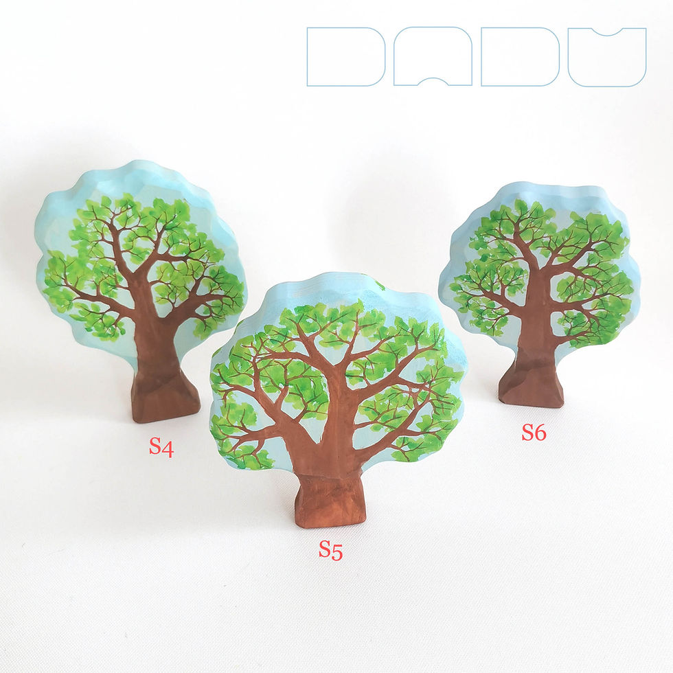 Thumbnail: DADU Squirrels on Wooden Tree-Summer